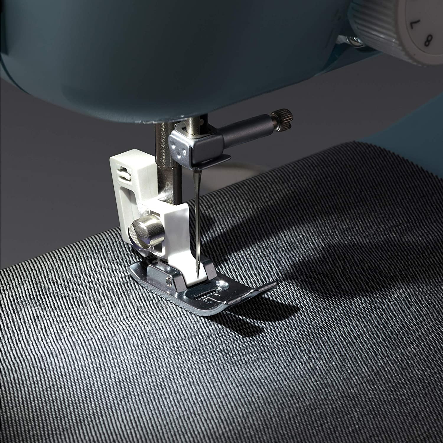 Brother RLX3817A 17-Stitch Sewing Machine, Blue