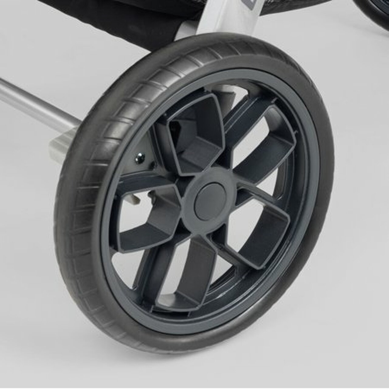 Chicco Bravo 3-in-1 Travel System including Bravo Quick-Fold Stroller and KeyFit 30 Infant Car Seat with Base, Camden