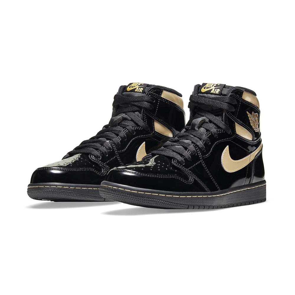 Air Jordan 1 Retro High OG  ‘ Black Metallic Gold ‘ 555088-032