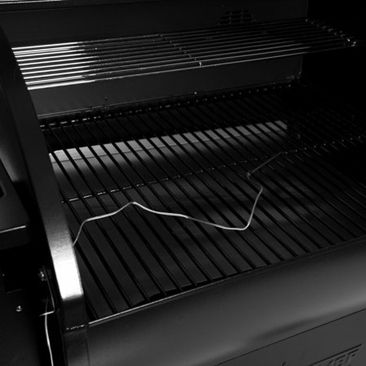 Camp Chef Smoke ProDLX Pellet Grill