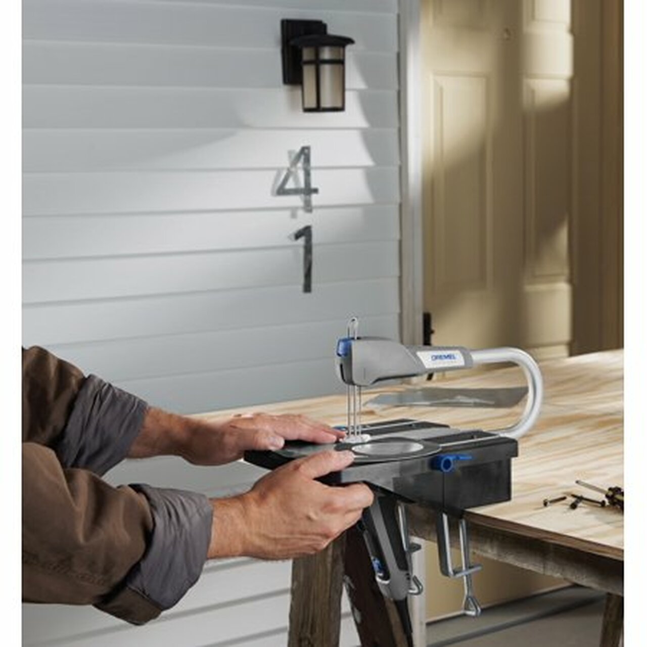 Dremel Moto-Saw Scroll Saw Kit, Variable Speed, MS20-01