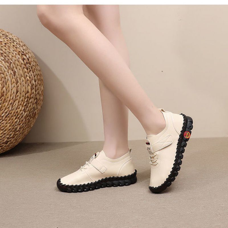 حذاء كاجوال نسائي ربيعي جديد لعام 2022