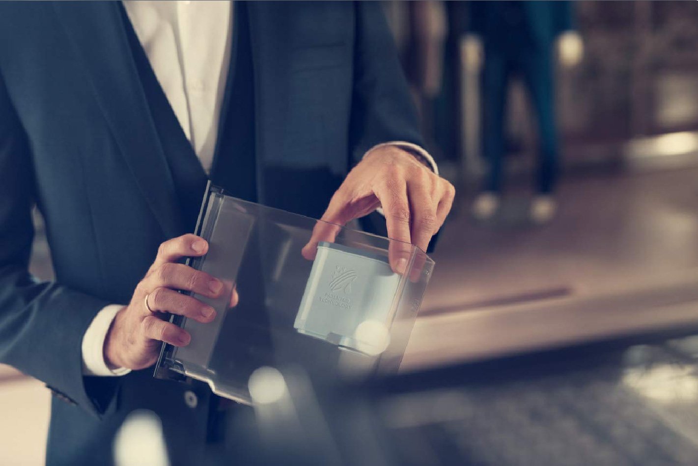 Saeco Xelsis SM7684/04 Super Automatic Coffee & Espresso Machine (Titanium / Black) – OPEN BOX