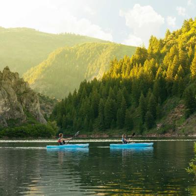 Lifetime Cruze 100 Sit-In Kayak – 2 Pack (Paddles Included) 445